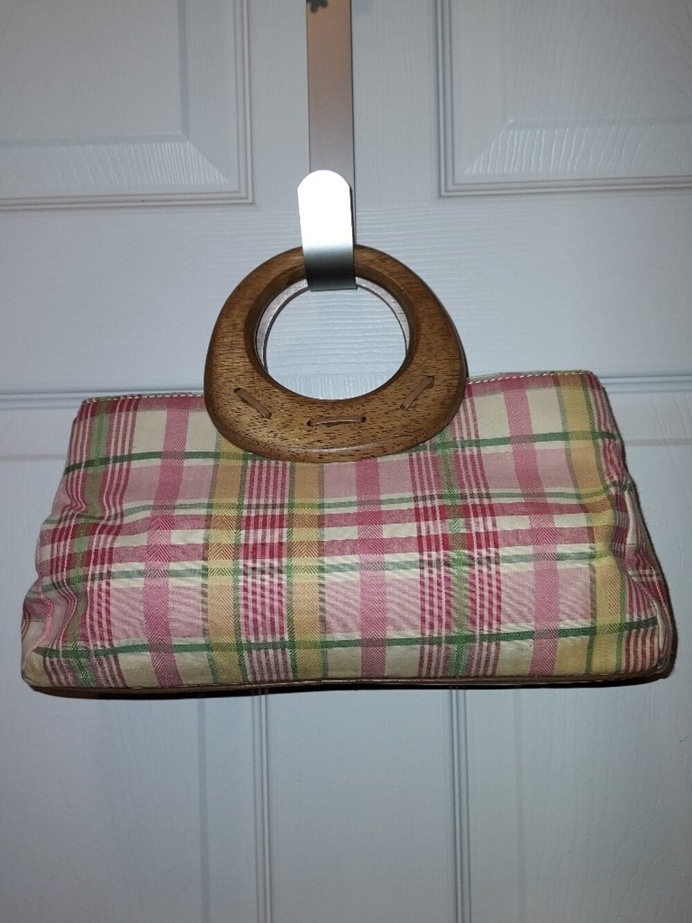 Y2K Vintage G.H. Bass & Co. Spring Bermuda Plaid canvas handbag wood handles